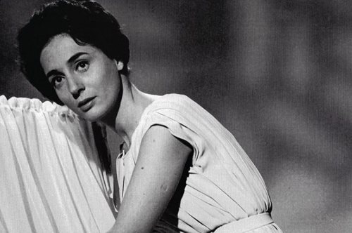 Η Έλλη Λαμπέτη με την Κάτια Δανδουλάκη και τη Βέρα Κρούσκα για βουτιές στο Πήλιο το 1976