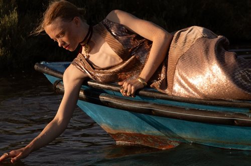 Nidodileda: Η Τόνια Μητρούδη δημιούργησε το brand που μεταφράζει τα όνειρά μας σε ενδύματα