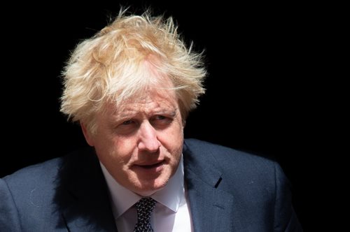 Ο Μπόρις Τζόνσον δεν είναι μόνο πρωθυπουργός του Ηνωμένου Βασιλείου αλλά και…κρουασάν στο Κίεβο