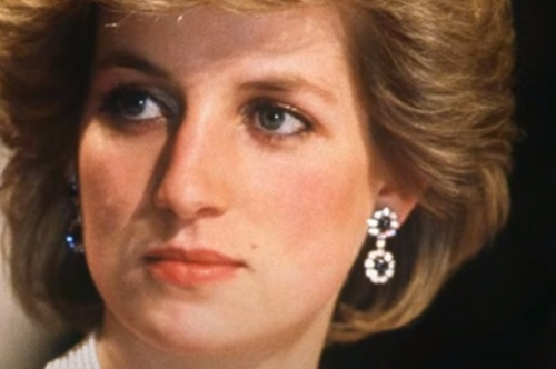 Ποιο πρόσωπο περιελάμβανε η διαθήκη της πριγκίπισσας Νταϊάνα εκτός από τους γιούς της;