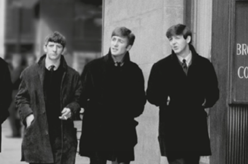 Όταν ο Μίκης Θεοδωράκης συνεργάστηκε με τους Beatles χωρίς ποτέ να τους συναντήσει