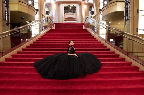 Το κόκκινο χαλί αλλάζει χρώμα: Το διεθνές σύμβολο αριστοκρατικής υποδοχής με αρχαιοελληνική προέλευση