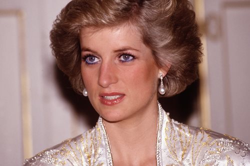 Όταν η πριγκίπισσα Diana μεταμφιέστηκε σε άνδρα για μια νύχτα με τον Freddie Mercury