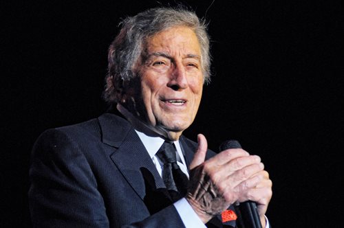 Πέθανε ο θρυλικός τραγουδιστής Τόνι Μπένετ σε ηλικία 96 ετών