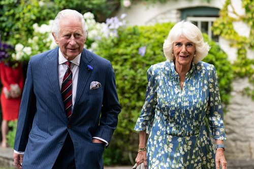 Καμίλα Πάρκερ Μπόουλς: Αποκαλύπτει το μυστικό πίσω από το ευτυχισμένο χαμόγελο του πρίγκιπα Καρόλου