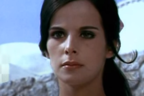 Έλενα Ναθαναήλ: Το τρυφερό στιγμιότυπο με τον μεγάλο της έρωτα σε παραλία της Χαλκιδικής