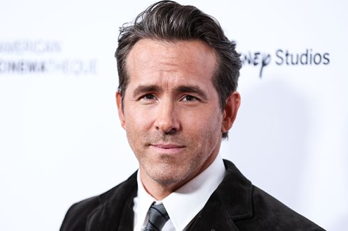 Ο Ράιαν Ρέινολντς έλαβε την υπέρτατη τιμή από τη χώρα του, τον Καναδά