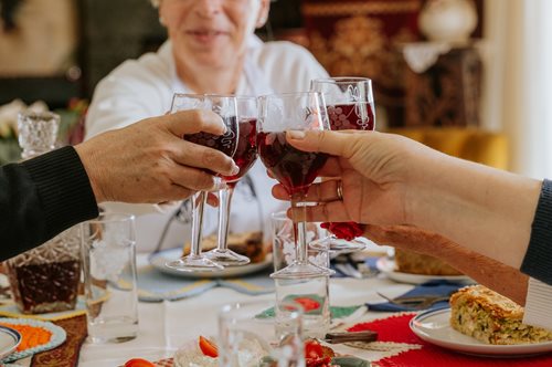 Επιχειρηματικότητα: Η πλατφόρμα itisGreek.com στρώνει ελληνικό τραπέζι για τους τουρίστες