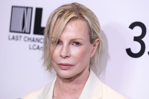 Κιμ Μπέισινγκερ: Η πάλη με την κατάθλιψη, οι τρικυμιώδεις σχέσεις και εκείνη η χάρη που είχε ζητήσει στον πρώτο της σύζυγο