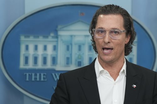 Μάθιου ΜακΚόναχι for President?- Ο διάσημος ηθοποιός φλερτάρει με την πολιτική