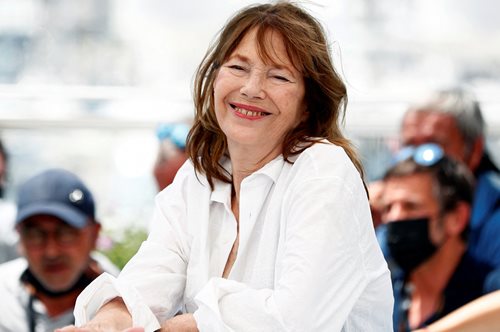 Πέθανε η τραγουδίστρια και ηθοποιός Τζέιν Μπίρκιν, ένας θρύλος της γαλλικής κουλτούρας