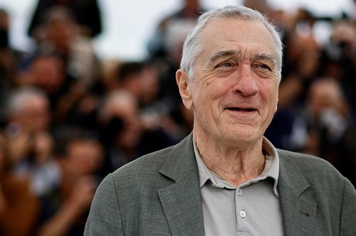 Ο Ρόμπερτ Ντε Νίρο σε θαλασσινές περιπέτειες: Τολμηρή βουτιά παρά τα 81 του χρόνια