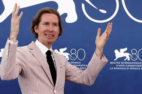 80ο Φεστιβάλ Βενετίας: Τιμητικό βραβείο στον Wes Anderson απένειμε ο Alexandre Desplat