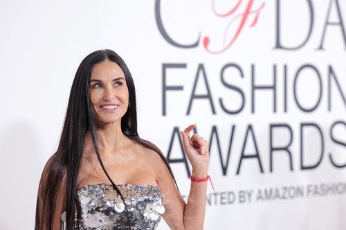 Η Ντέμι Μουρ δίνει μια πολύτιμη συμβουλή στους συγγενείς ασθενών που πάσχουν από άνοια