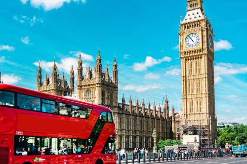 Εκλογές στη Βρετανία: Αναμένεται βαριά ήττα των συντηρητικών μετά από 14 χρόνια διακυβέρνησης