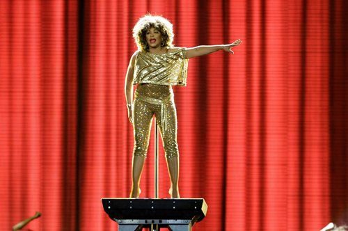 Η Σερ αποκαλύπτει όσα είπαν με τη φίλη της Τίνα Τέρνερ την τελευταία φορά που συναντήθηκαν