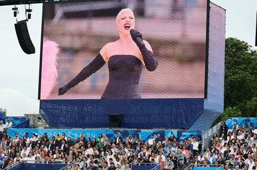 Παρίσι 2024 | Η σαγηνευτική Lady Gaga και το εντυπωσιακό show