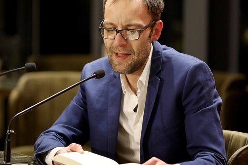 H συγκινητική συμπαράσταση του Αύγουστου Κορτώ προς φίλη που πάσχει από καρκίνο