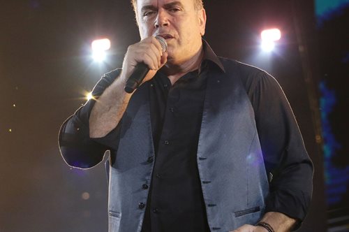 Μανώλης Λιδάκης: 