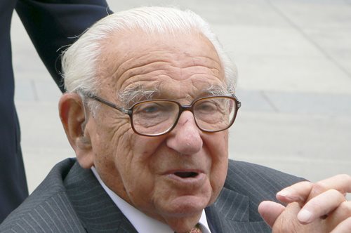 Η συγκινητική ιστορία του Σερ Νίκολας Γουίντον που έσωσε 669 παιδιά και έγινε ο 