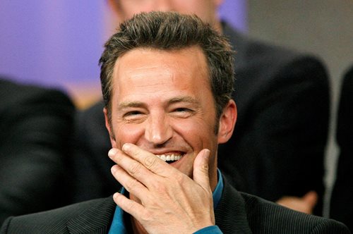 BAFTA 2024: Ξέχασαν να συμπεριλάβουν τον Μάθιου Πέρι στο αφιέρωμα για τους καλλιτέχνες που έφυγαν από τη ζωή