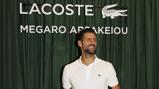 Ο GOAT και Χρυσός Ολυμπιονίκης Νόβακ Τζόκοβιτς στο νέο κατάστημα LACOSTE στο Μέγαρο Αρσακείου