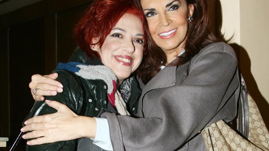 32 χρόνια πριν: H Μιμή Ντενίση, ο Γρηγόρης Βαλτινός και η Ελένη Ράντου έβγαλαν την πιο γλυκιά  