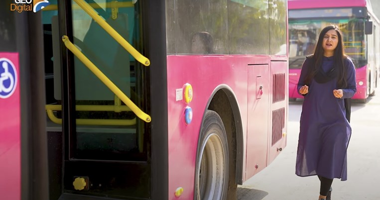 ροζ λεωφορεία Πακιστάν