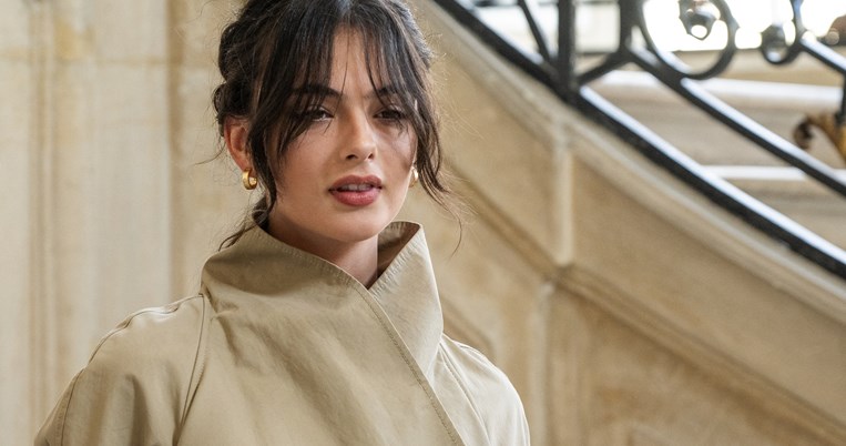 Ντέβα Κασέλ