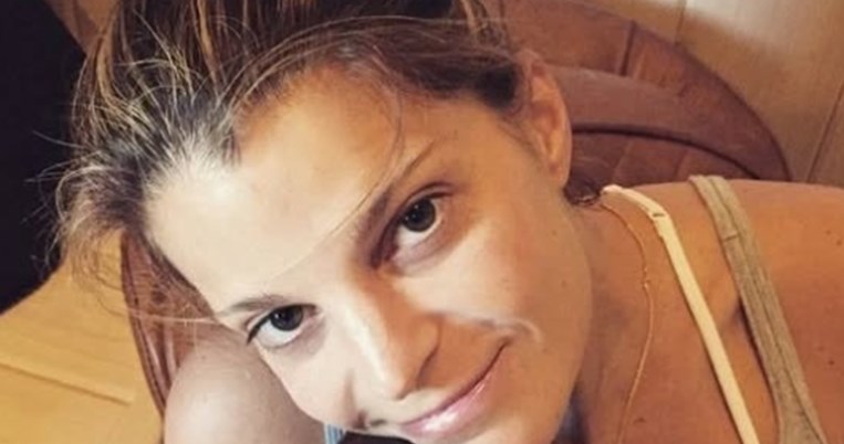 Αθηνα Ωναση