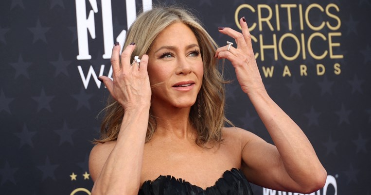 AWARDS-CRITICS-CHOICE