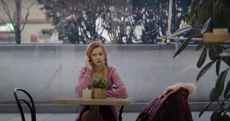 Ντοκιμαντέρ, ΕΕ, 12χρονα