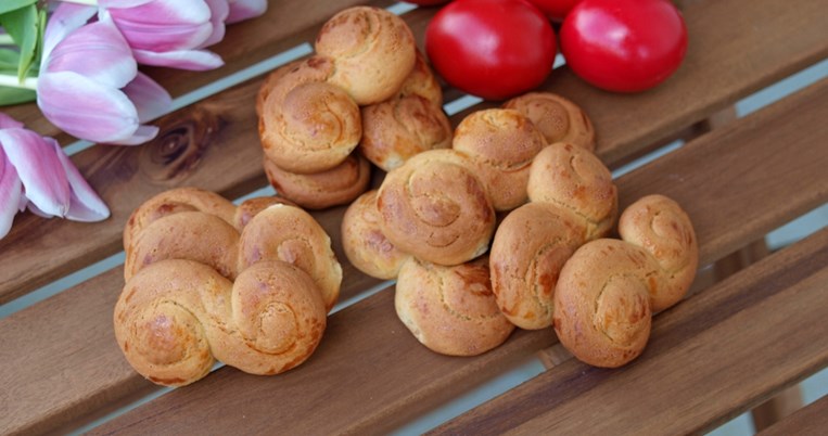 κουλουράκια