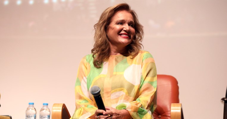 Μαρία Καβογιάννη)