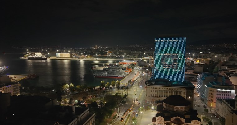 Ο Πύργος του Πειραιά στα χρώματα της Allwyn