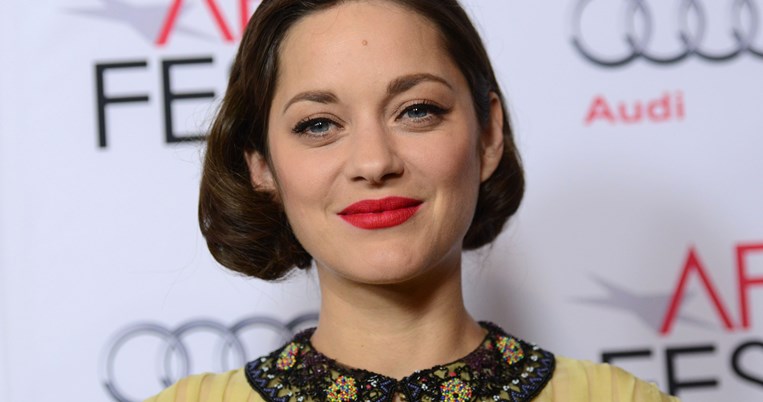 κοκκινο κραγιον