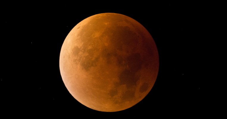 blad moon