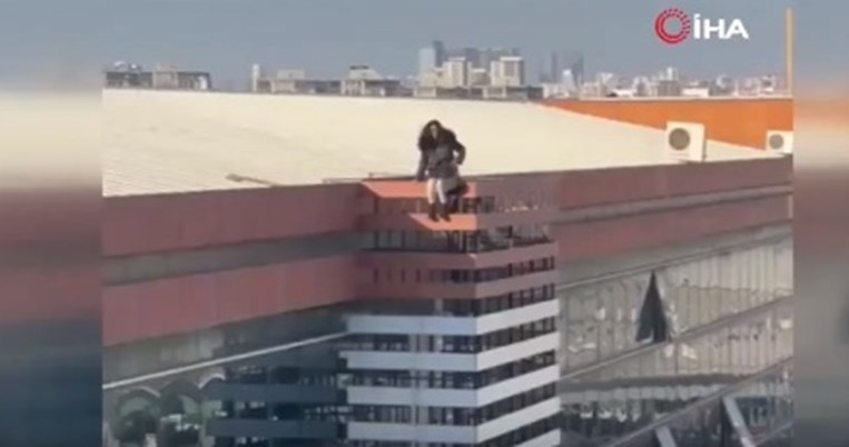 αυτοκτονα_ελλαδα