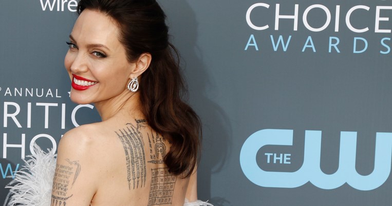 Angelina jolie