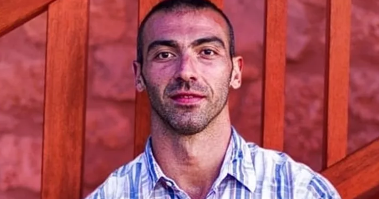 νικολαιδης