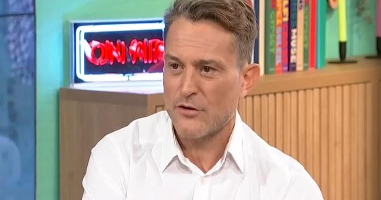 Γιώργος Καραμίχος, Στούντιο 4