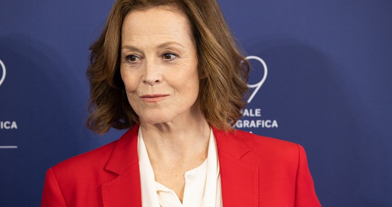 Sigourney Weaver
