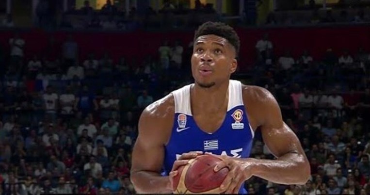 γιαννης_αντετοκουμπο