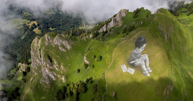 Saype, ζωγραφική στο βουνό