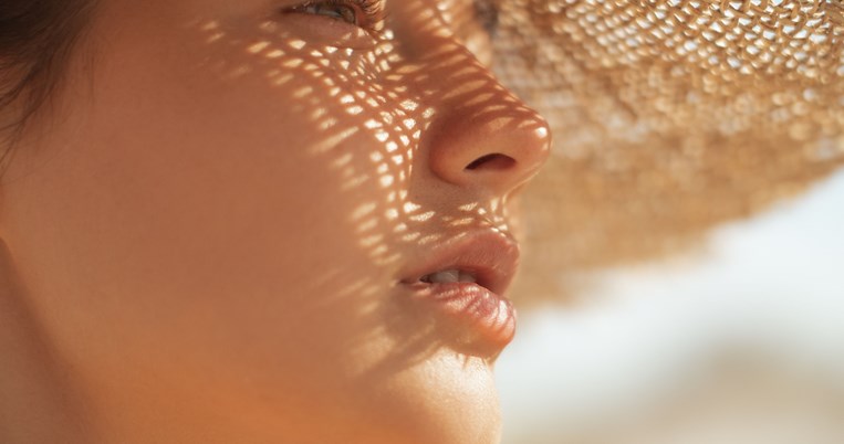 4 τρόποι για να διατηρήσεις το μαύρισμά σου και μετά τις διακοπές