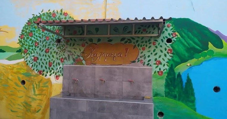 Ρόδος, ομάδα που ζωγραφίζει