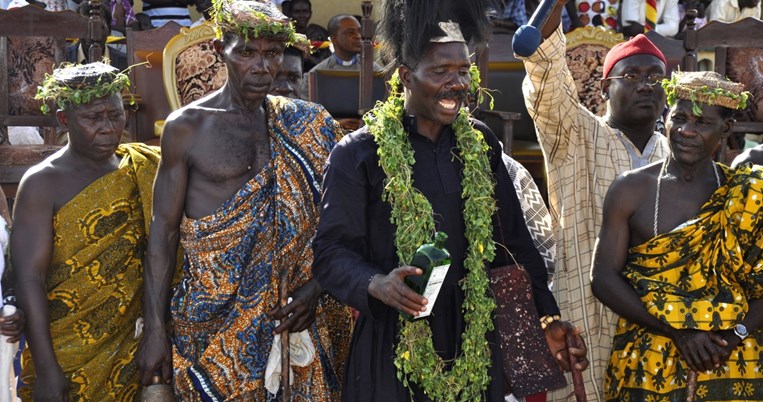 ιερεας_γαμος