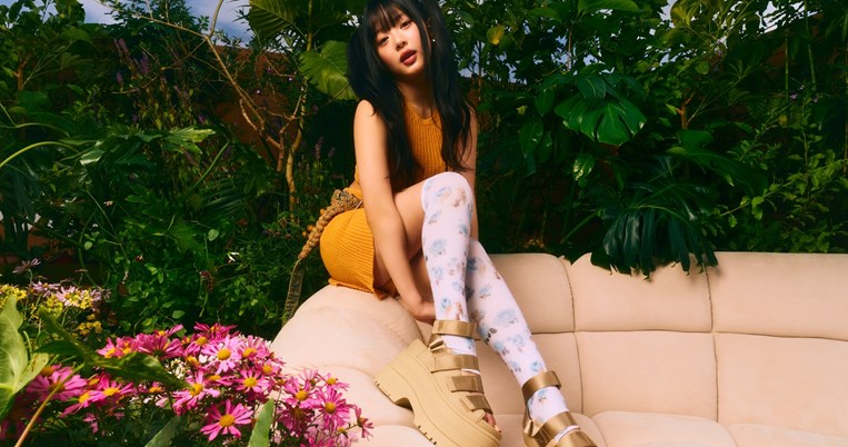 Τα πιο cool πέδιλα του καλοκαιριού έχουν την υπογραφή UGG