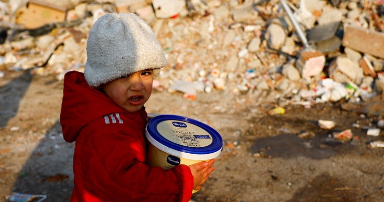 Τουρκία, σεισμός, παιδί
