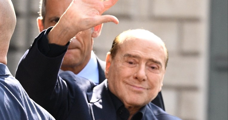 μπερλουσκονι_διαθηκη